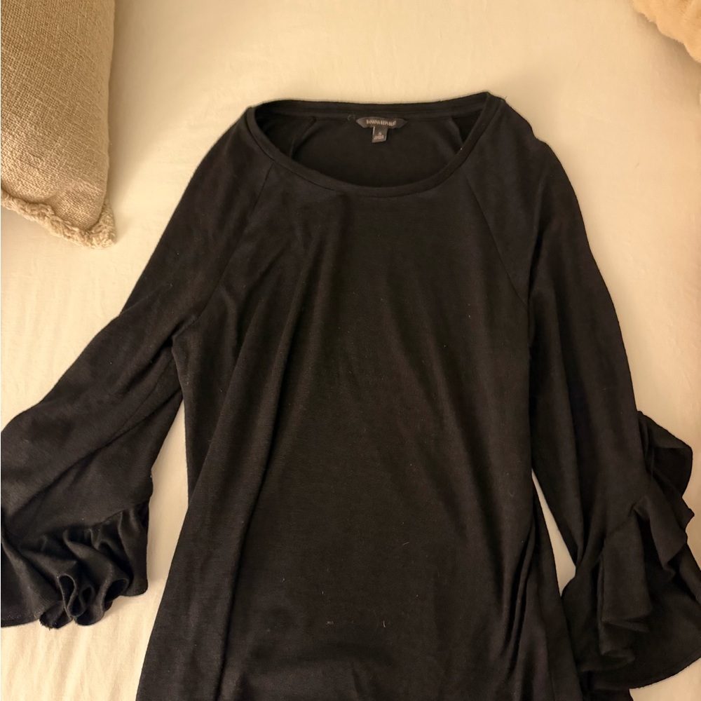 Black long sleeve ruffle sleeves